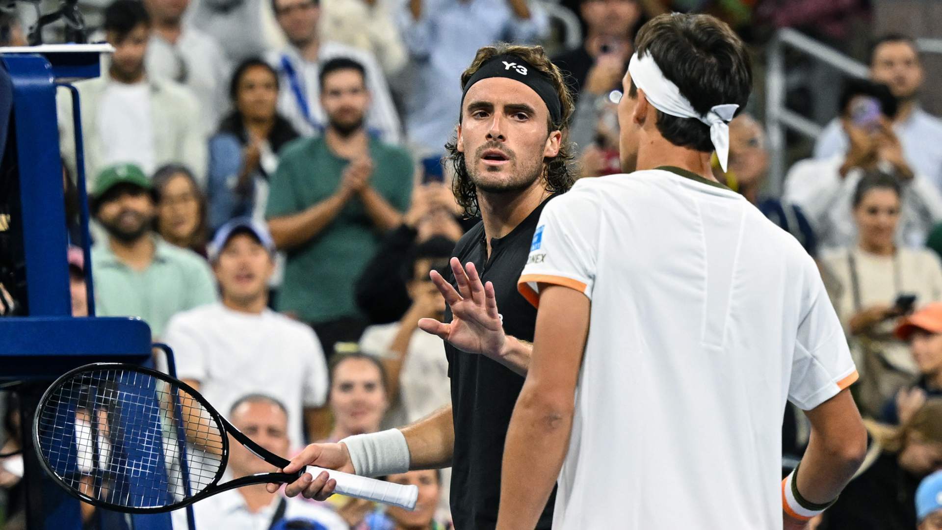 年终总决赛逆转拉沃尔杯,西西帕斯扛起全队 年终总决赛逆转拉沃尔杯,西西帕斯扛起全队