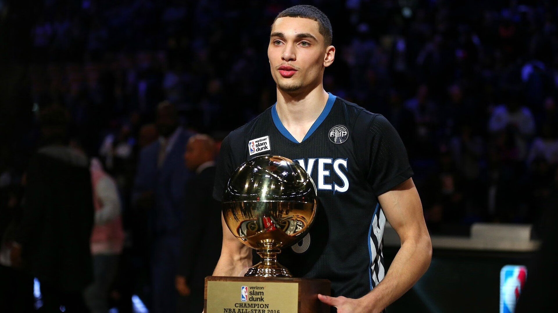 英超争冠之夜，范戴克在焦点战证明自己，他仍是世界最佳中卫